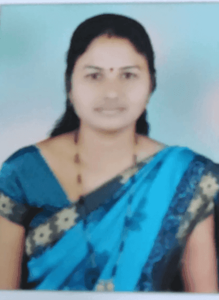 सौ.अलकाताई योगाजी कुकडकर